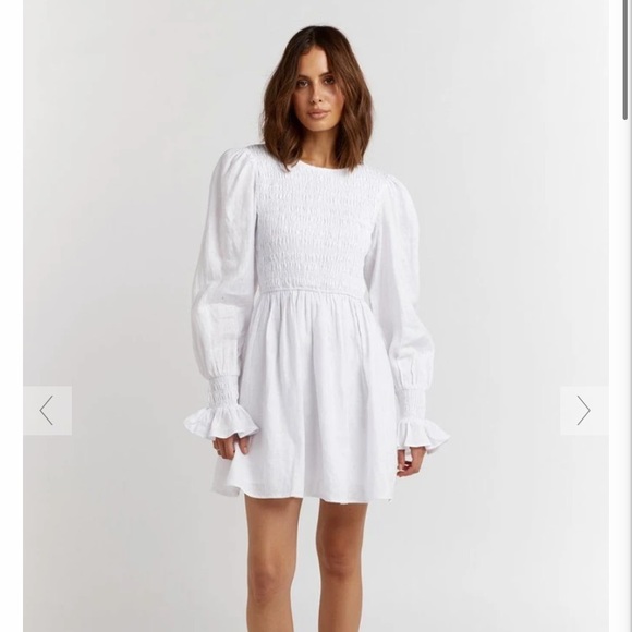 Dresses & Skirts - KENNEDY WHITE SHIRRED LINEN DRESS from DISSH- Size AU 6 LIKE NEW WORN ONCE